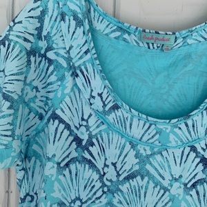 Fresh produce. Teal sea shell pattern. Cotton knit. Midi short sleeve dress.